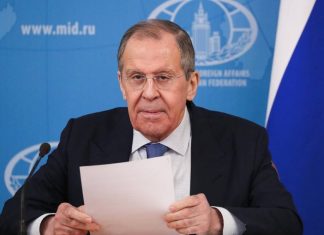 Лавров: некоторым странам запрещают обращаться к России за помощью в борьбе с COVID-19