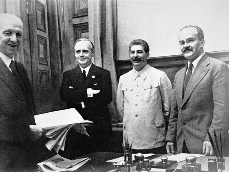 Литовские депутаты хотят учредить День агрессии СССР против Европы