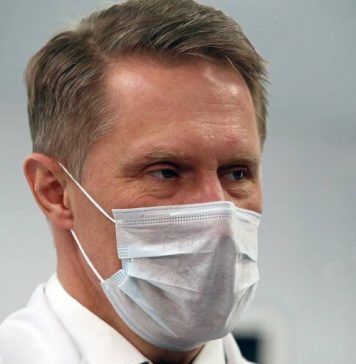 Мурашко: в России свободна почти треть коек для пациентов с коронавирусом