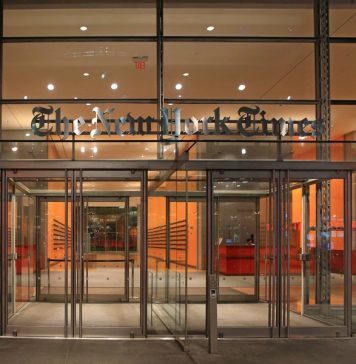 New York Times получила Пулитцеровскую премию за серию статей о «хищничестве режима Путина», вызвав гнев российского посольства