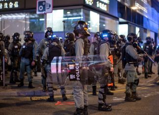 Первый приговор по статье о массовых беспорядках вынесен в Гонконге