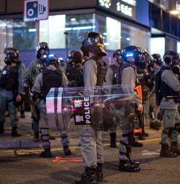 Первый приговор по статье о массовых беспорядках вынесен в Гонконге