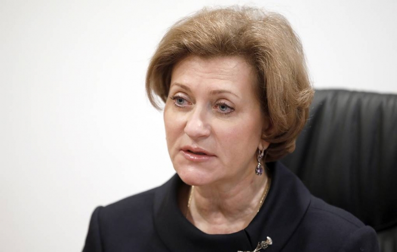 Попова назвала невозможным на данный момент полное завершение распространения коронавируса
