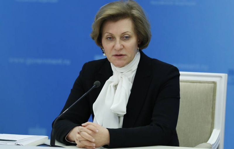 Попова заявила, что переходить к первому этапу снятия ограничений могут 44 из 85 регионов