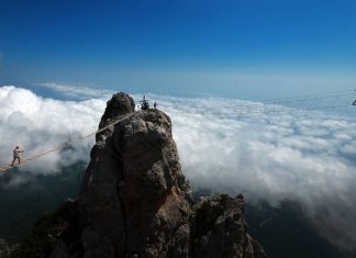 Правительство начнет поэтапно снимать ограничения для внутреннего туризма с 1 июня