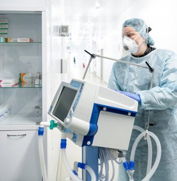 Ученые из Сингапура аннулировали все свои прогнозы о сроках окончания пандемии из-за быстро меняющейся ситуации