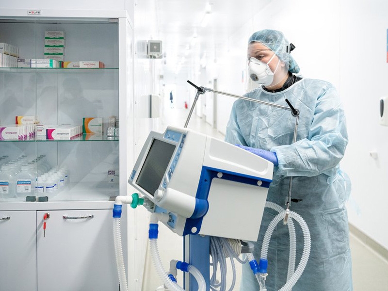 Ученые из Сингапура аннулировали все свои прогнозы о сроках окончания пандемии из-за быстро меняющейся ситуации