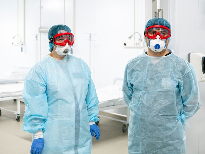 Ученые из Сингапура аннулировали все свои прогнозы о сроках окончания пандемии из-за быстро меняющейся ситуации