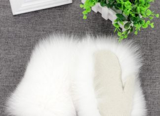 Варежки с мехом