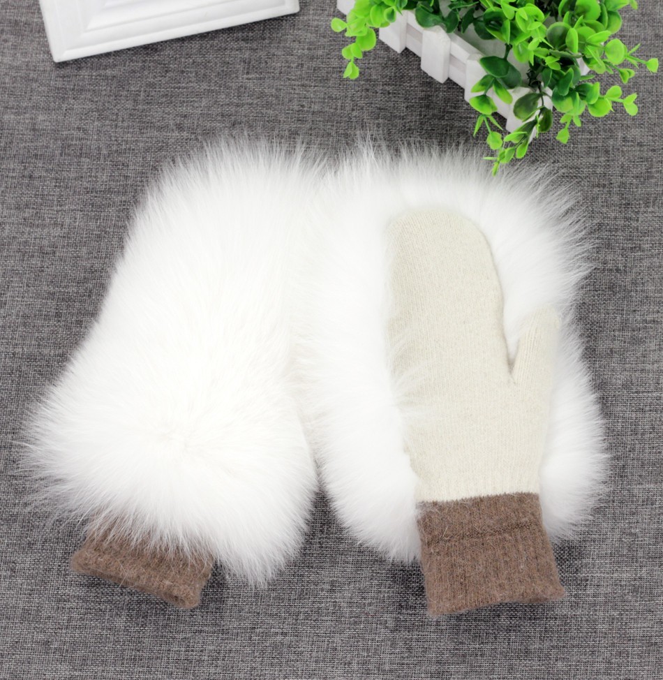 Варежки с мехом