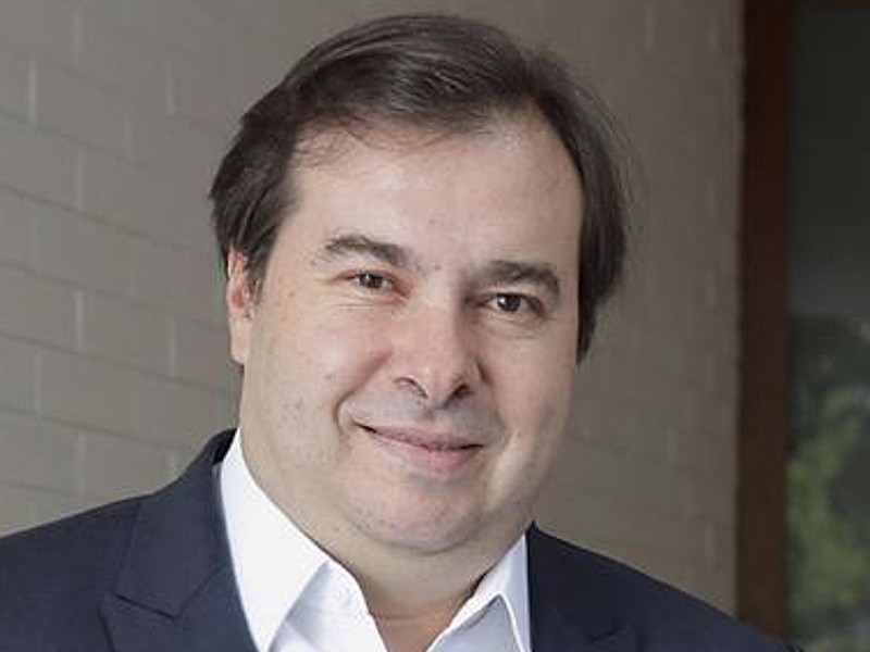 Члены бразильского парламента обвинили Минздрав страны в манипуляции коронавирусной статистикой