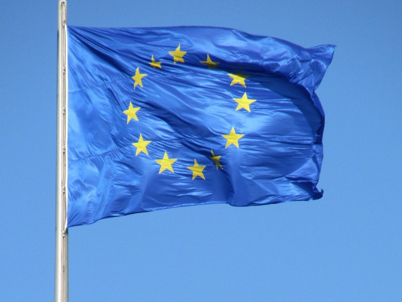 Евросоюз призвал власти Белоруссии освободить претендующего на пост президента Виктора Бабарико и его сына