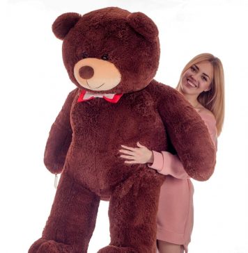 Большой плюшевый мишка