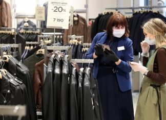 «Известия»: зарплата 40% россиян снизилась с начала пандемии