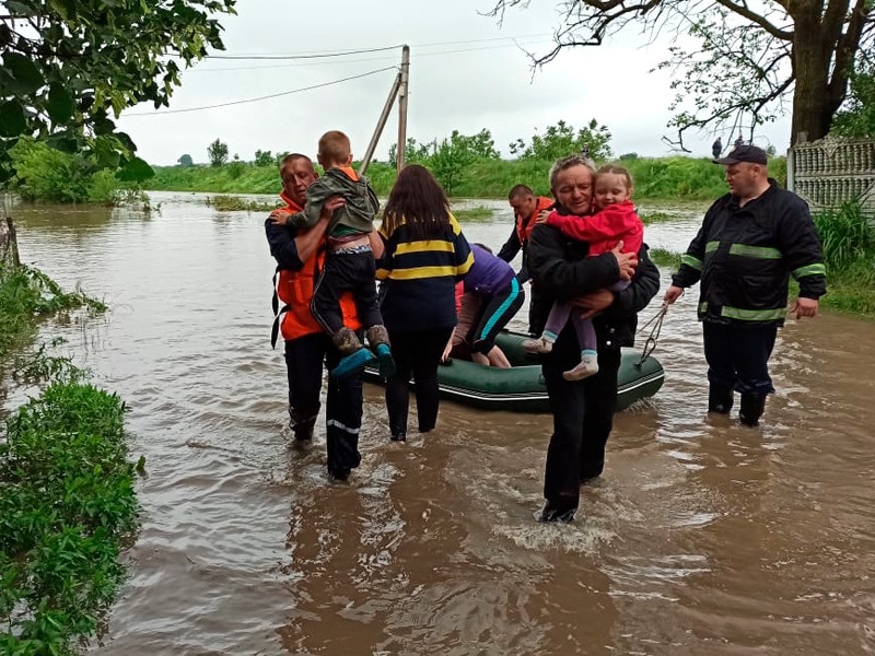 К сильнейшим наводнениям на Украине привели климатические изменения (ФОТО, ВИДЕО)