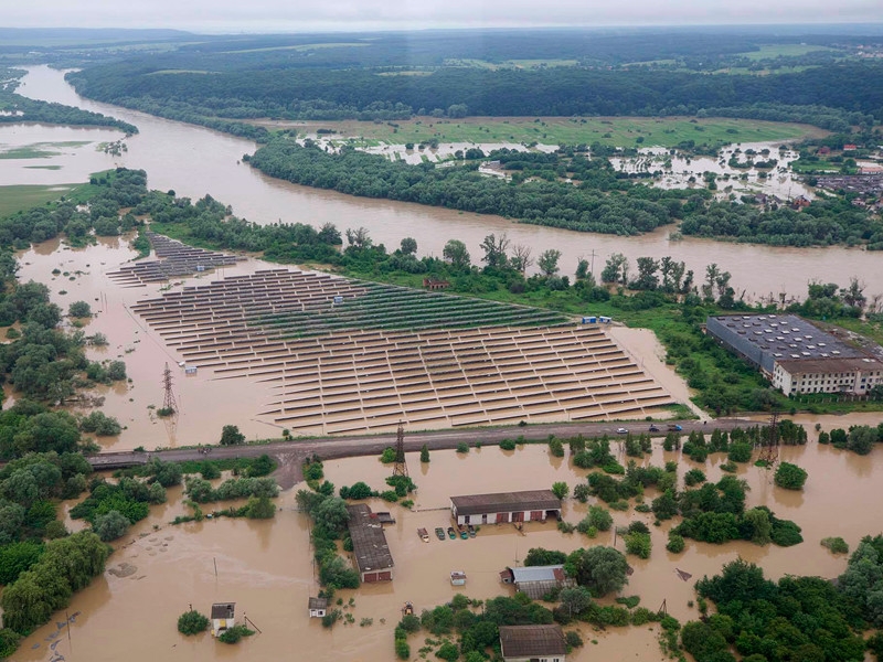 К сильнейшим наводнениям на Украине привели климатические изменения (ФОТО, ВИДЕО)