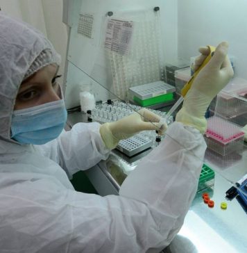 Китай будет сотрудничать с Россией в разработке и производстве вакцины от коронавируса