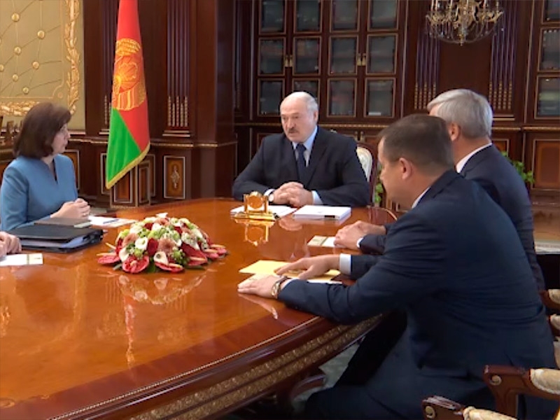 Лукашенко отправил в отставку правительство Белоруссии