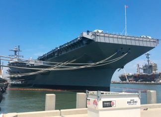 Новейший авианосец ВМС США вышел из строя из-за отказа системы катапульты самолетов