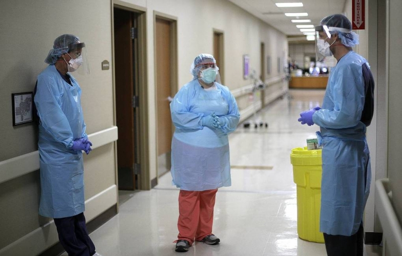 NYT: суточная заболеваемость COVID-19 в США превысила апрельские показатели