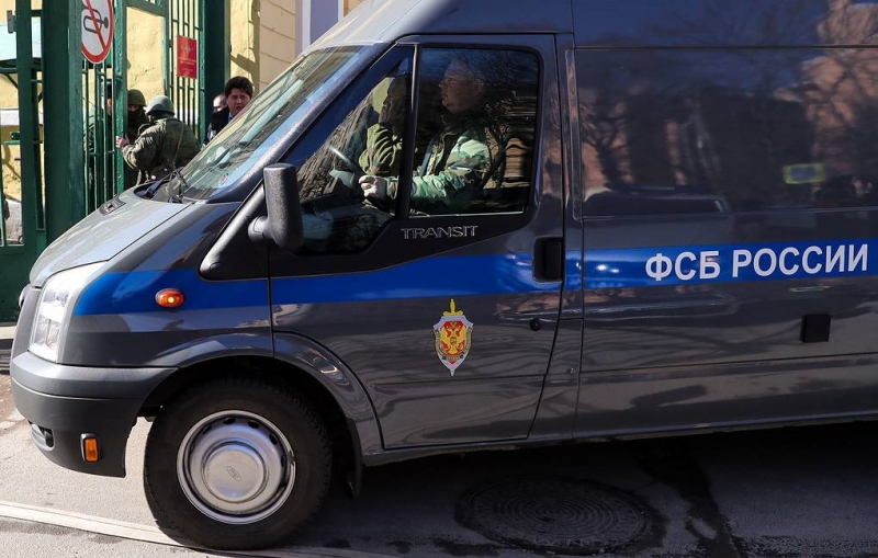 Обвиняемые в разбое сотрудники ФСБ уволены

