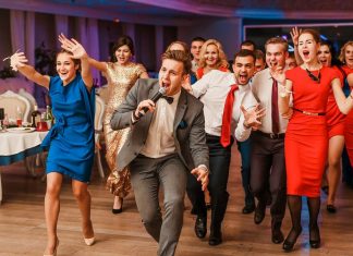 ВЕДУЩАЯ СВЕТСКОЕ СОБЫТИЕ, КОРПОРАТИВНЫХ И ЧАСТНЫХ МЕРОПРИЯТИЙ