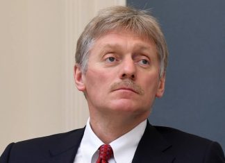 Песков: проблема превышения полномочий полицией в России не так остра, как в США