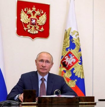 Путин поддержал идею назвать улицы в разных городах в честь медиков, борющихся с пандемией