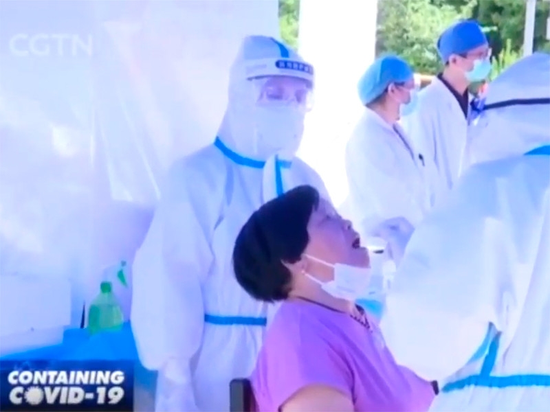 Режим военного времени распространили на все микрорайоны Пекина из-за новой вспышки коронавируса