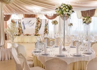 Роскошные банкетные залы для свадьбы в ресторане «Феникс»