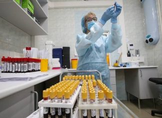 Более 8 тыс. человек обследовано на иммунитет к коронавирусу в трех пилотных регионах РФ