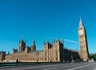 Британия вводит персональные санкции против россиян за нарушения прав человека