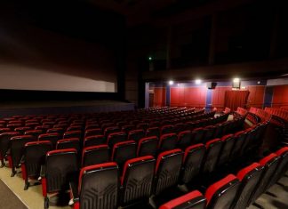 Кинотеатры Москвы возвращаются к работе после четырех месяцев простоя