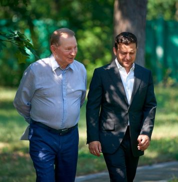 Леонид Кучма прекратил работу в Трехсторонней контактной группе