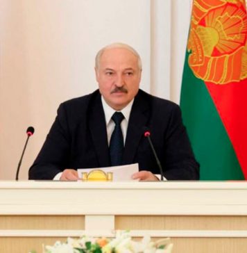 Лукашенко пригрозил выдворить иностранных журналистов из Белоруссии