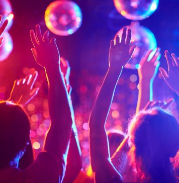 На Украине запретили ночным клубам работать после 23:00