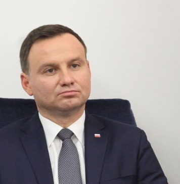 Польская оппозиция потребовала признать выборы президента недействительными