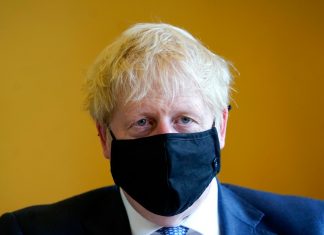 Премьер-министр Великобритании Борис Джонсон предупредил о начале второй волны коронавируса в Европе