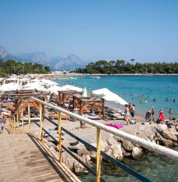 Российские туроператоры открыли бронирование туров в Турцию