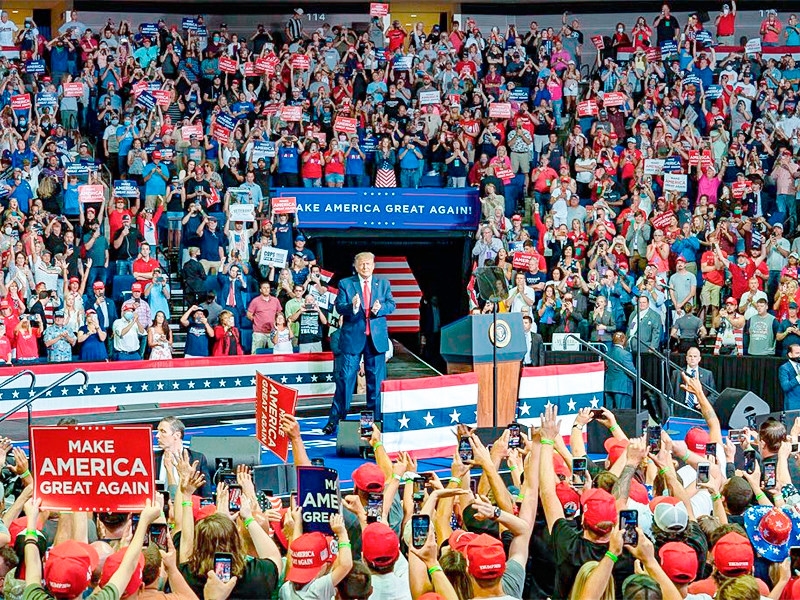 Трамп из-за пандемии решил проводить предвыборные митинги по телефону