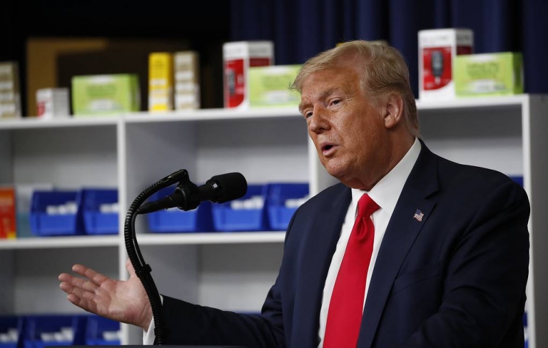 Трамп признал, что США скупили 90% мировых запасов препарата против коронавируса