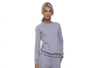 Женские костюмы