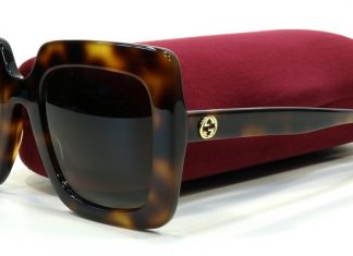 Стильные солнцезащитные очки