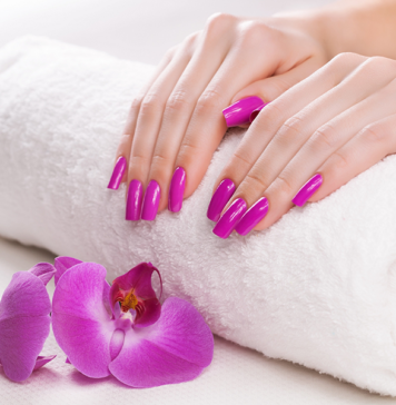 Где сделать идеальный маникюр