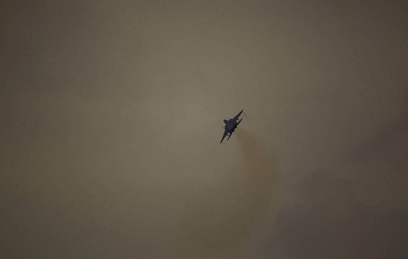 Израиль поразил военные цели сирийской армии в ответ на взрывчатку на границе