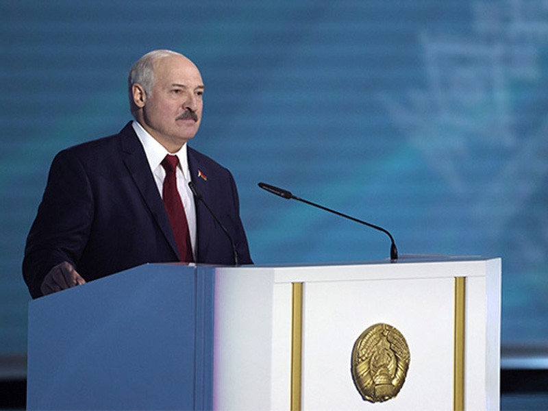 Лукашенко упрекнул потерявшую союзников Россию в переходе к партнерским отношениям вместо братских