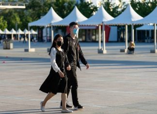 Медики предупредили о распространении в Китае еще одного опасного вируса