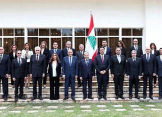 Правительство Ливана решило уйти в отставку после массовых протестов