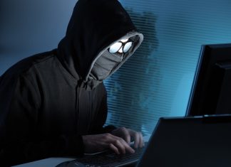 Русских хакеров обвинили в атаке на почту бывшего британского министра и похищении секретных документов