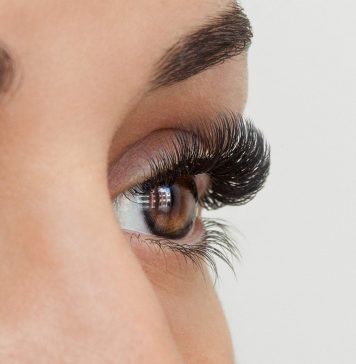 Профессиональное наращивание ресниц в Екатеринбурге